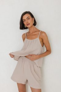 BELLA SAND SHORTS