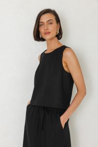 TOP CARA BLACK